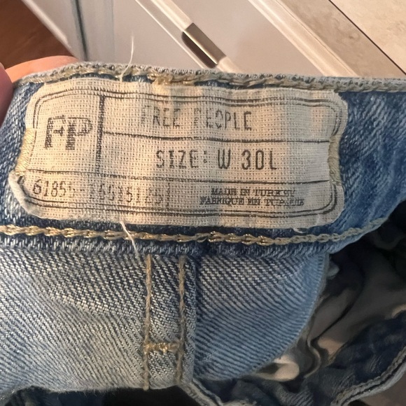 Free People Girlfriend Straight Leg Jeans Ankle Cropped Women's Size 30L 30 Long - Picture 12 of 14